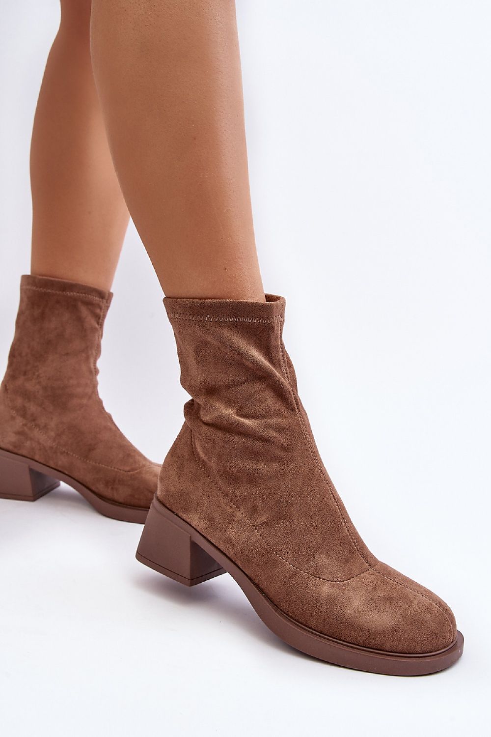 Botine cu toc model 189842 Step in style