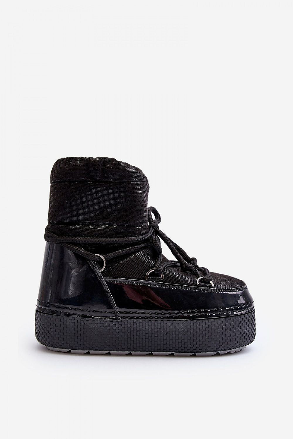 Moon boots model 191329 Step in style