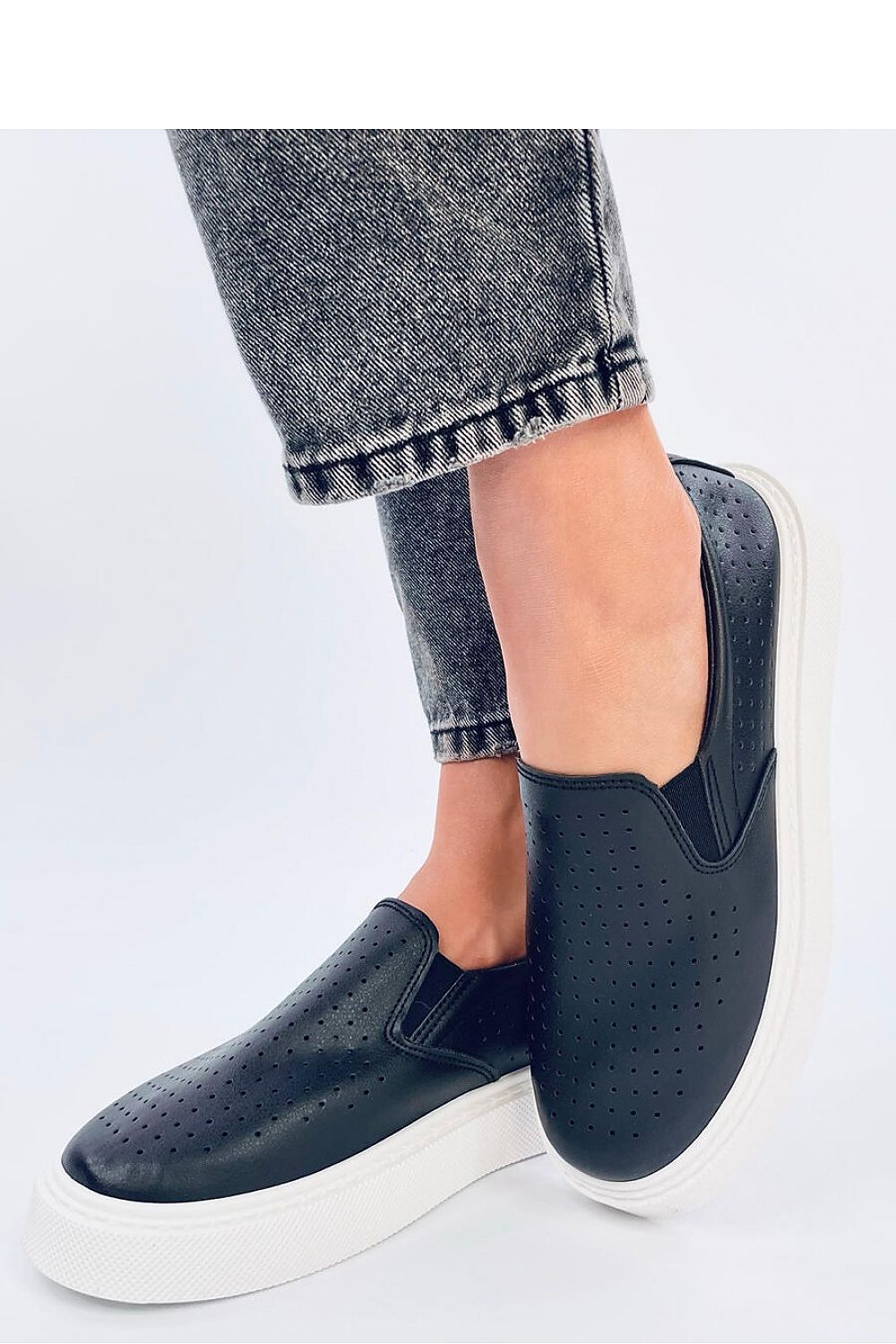 Slip on model 192608 Inello