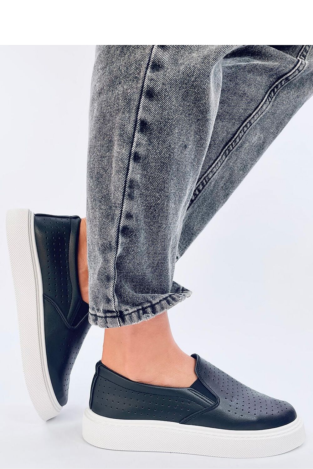 Slip on model 192608 Inello