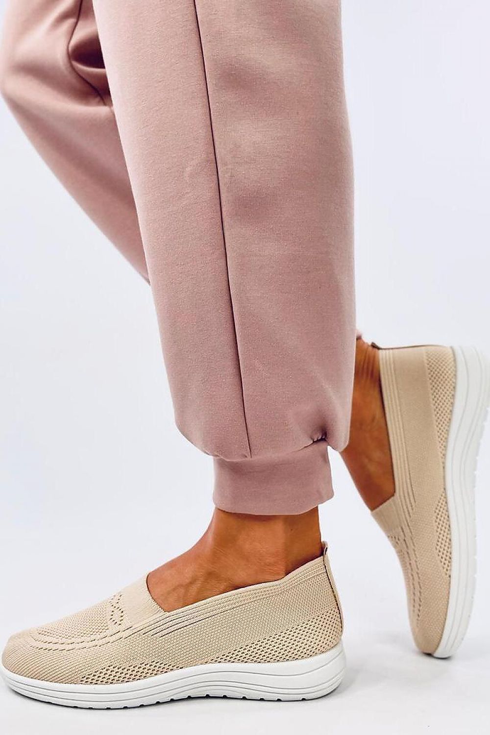 Slip on model 195522 Inello