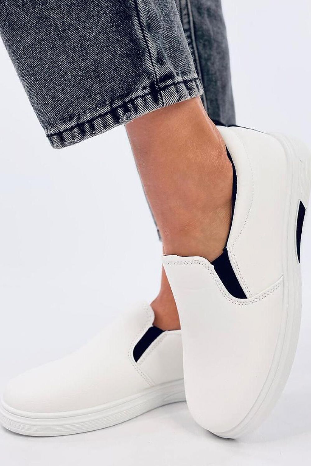 Slip on model 195534 Inello