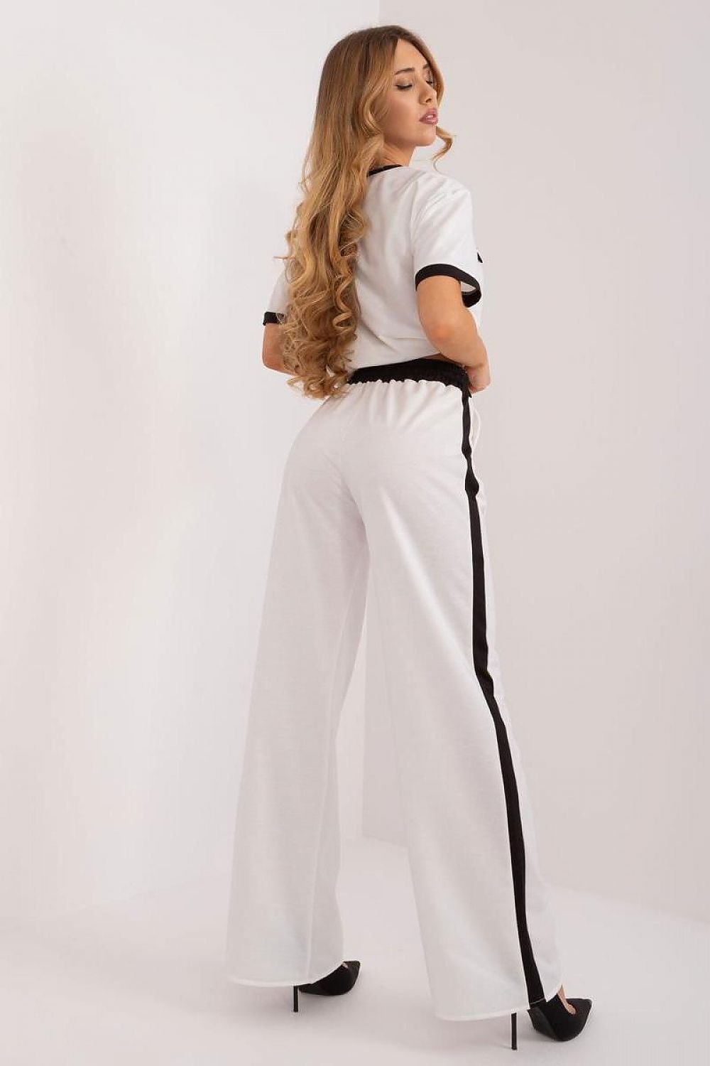 Pantaloni de damă model 196559 Lakerta