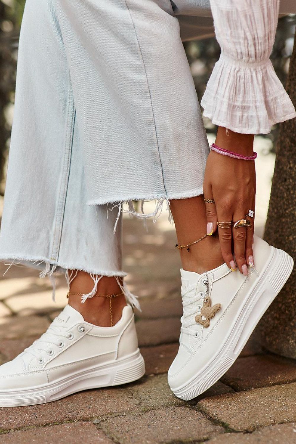 Tenişi model 198190 Step in style