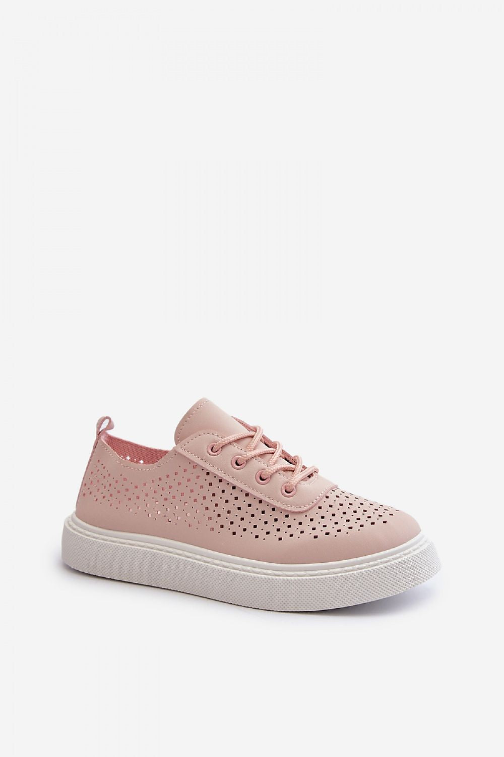 Tenişi model 198573 Step in style