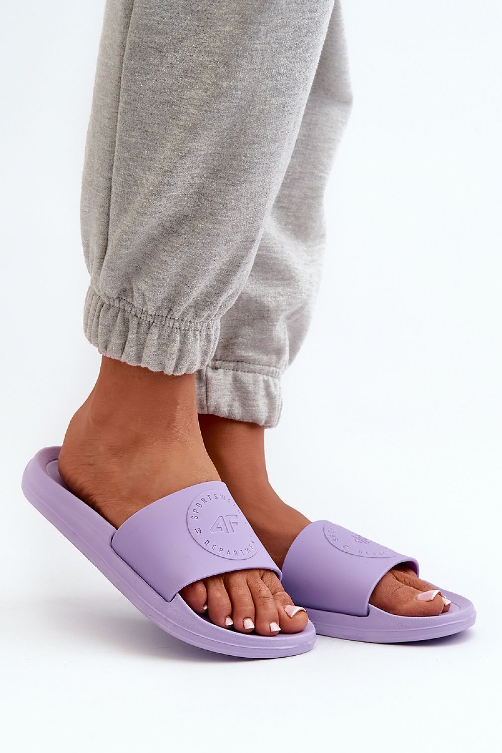 Şlapi model 198609 Step in style