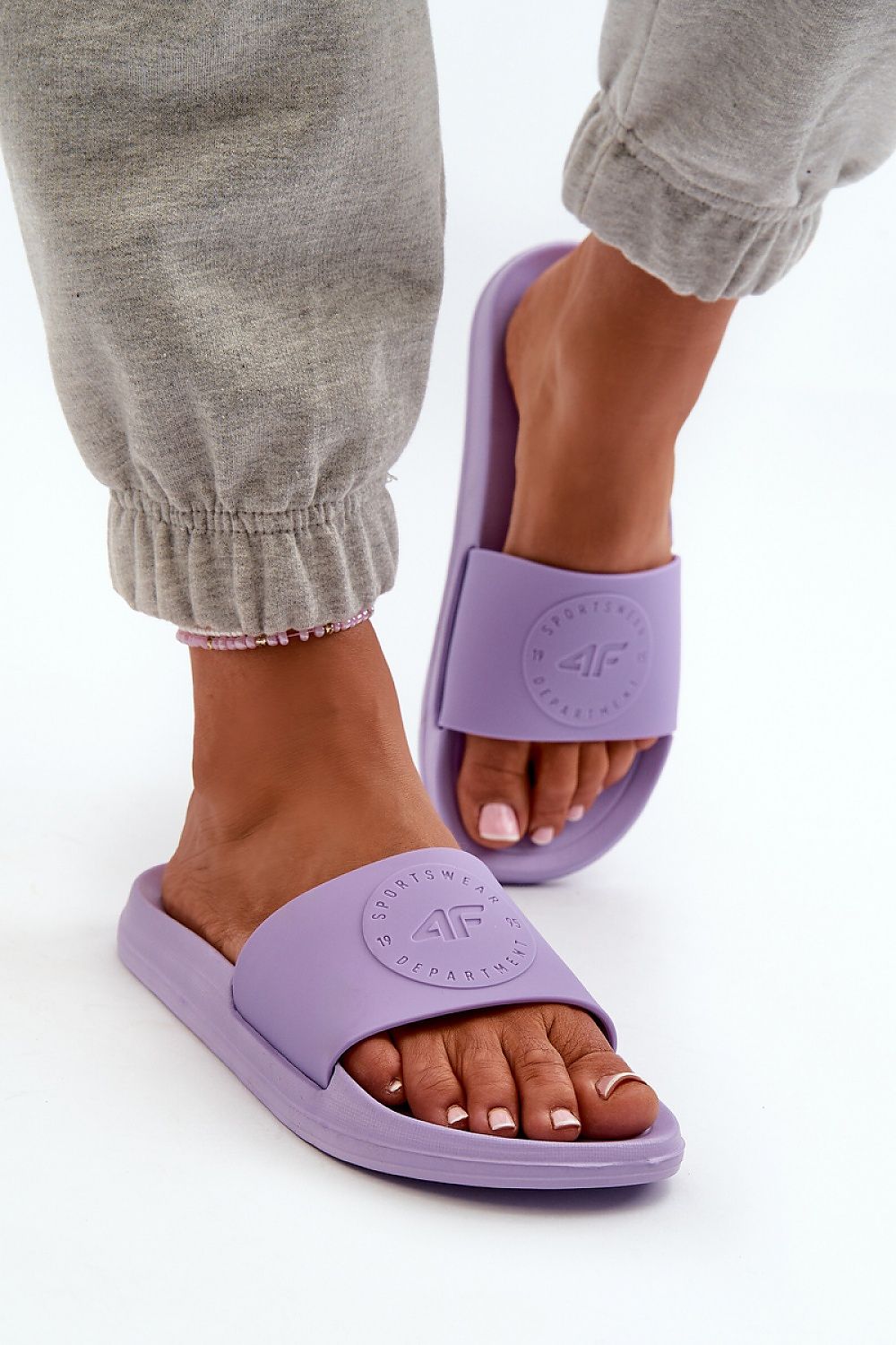 Şlapi model 198609 Step in style