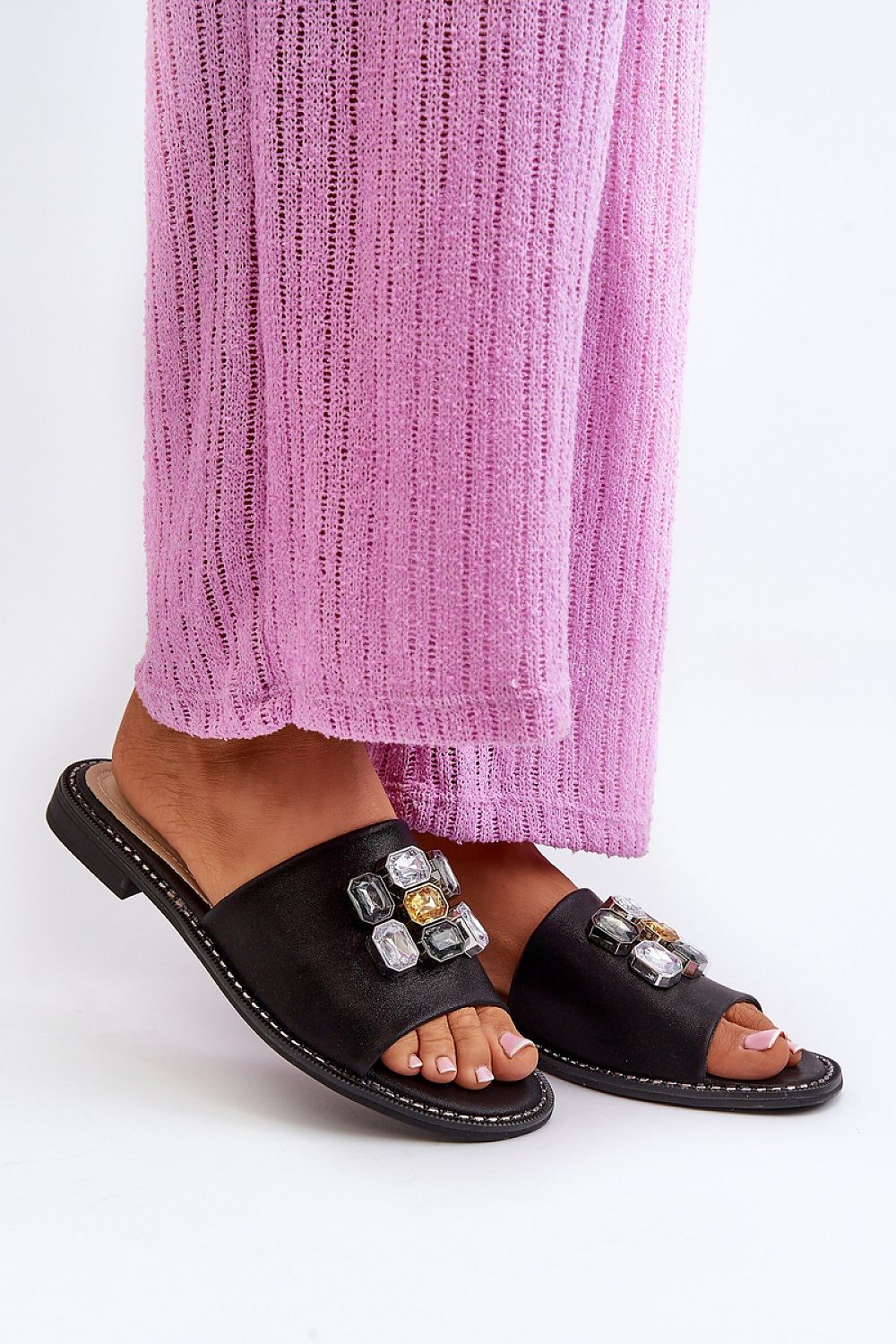 Şlapi model 198614 Step in style
