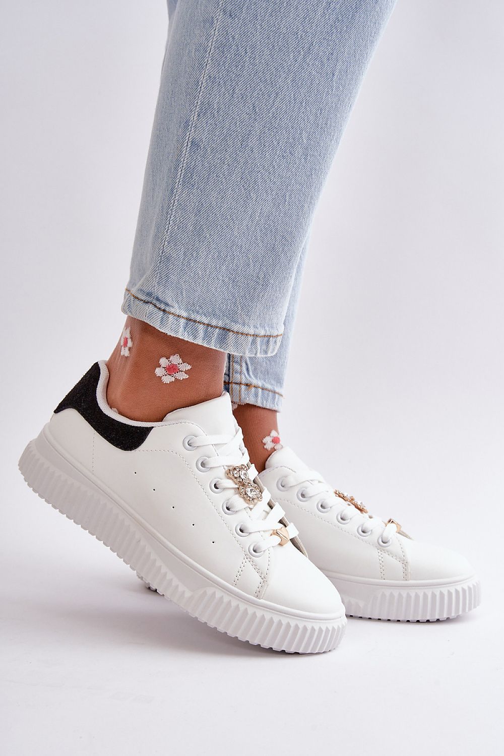 Tenişi model 199159 Step in style