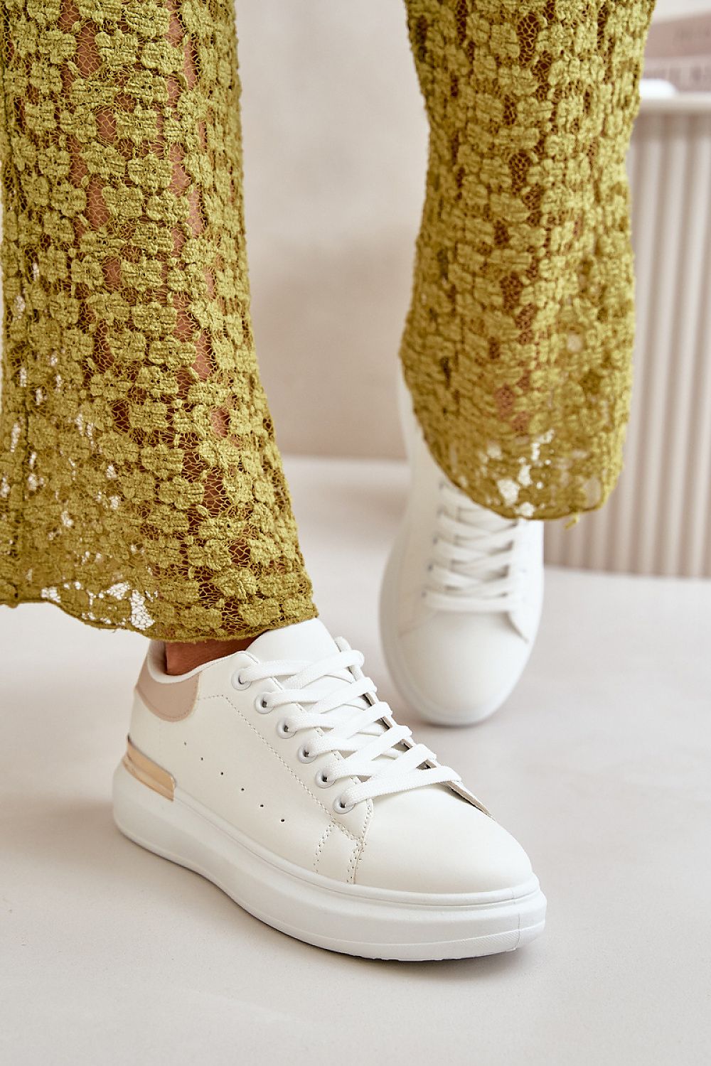 Tenişi model 201724 Step in style