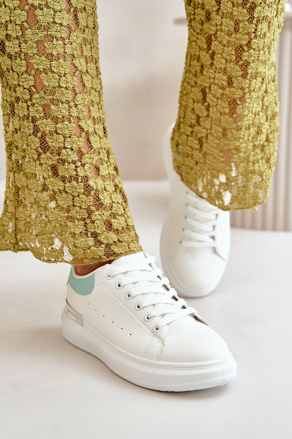 Tenişi model 201726 Step in style