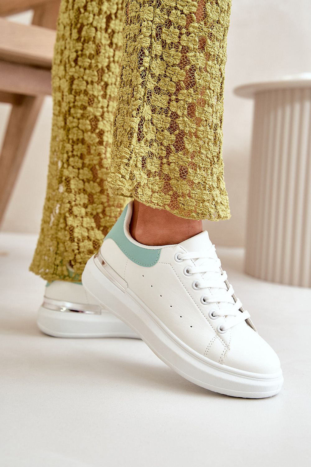 Tenişi model 201726 Step in style