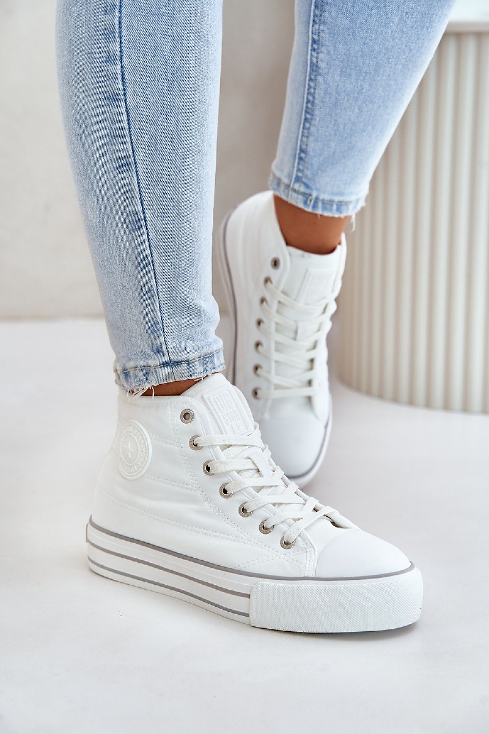 Tenişi model 201921 Step in style