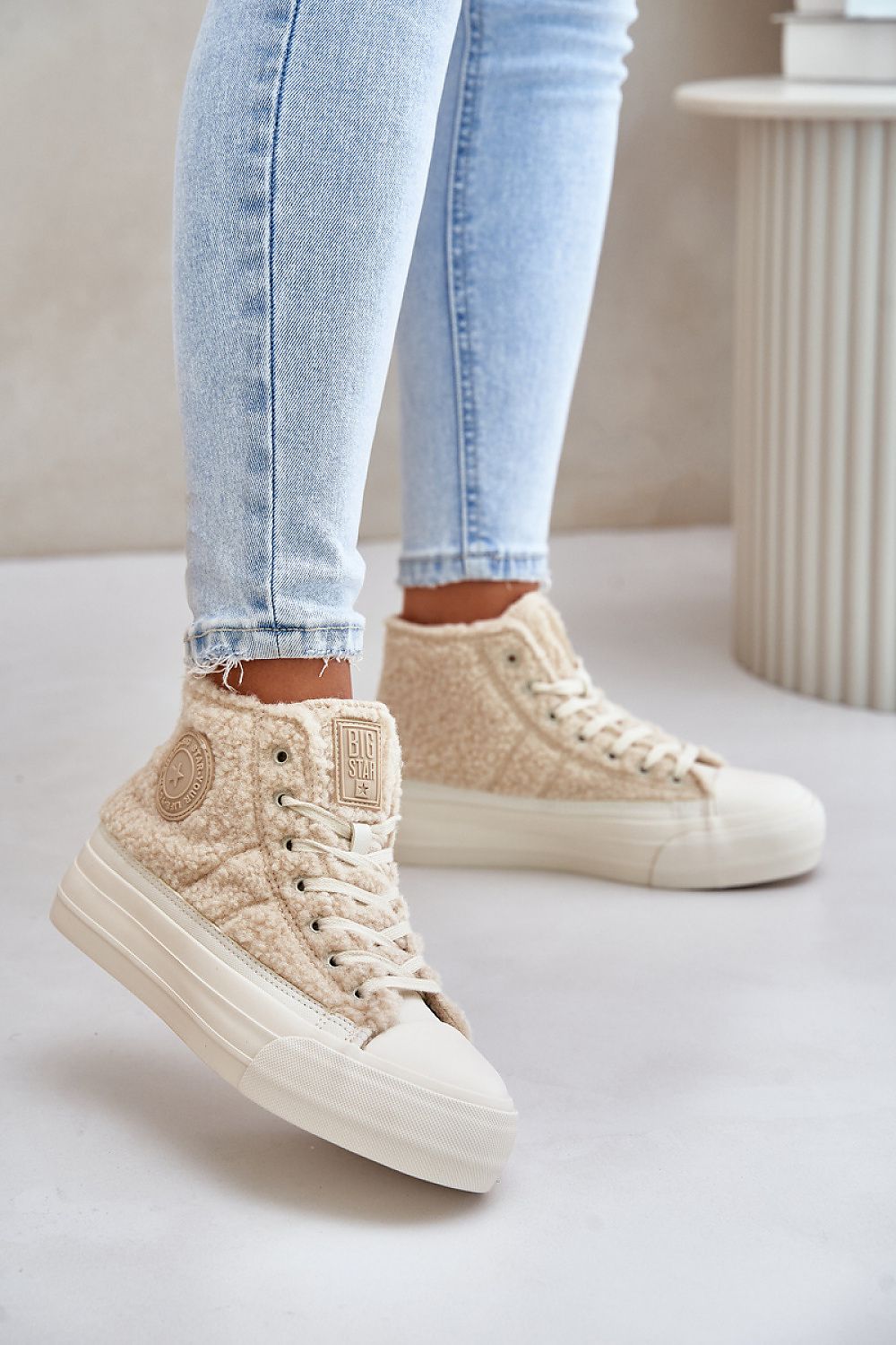Tenişi model 201922 Step in style