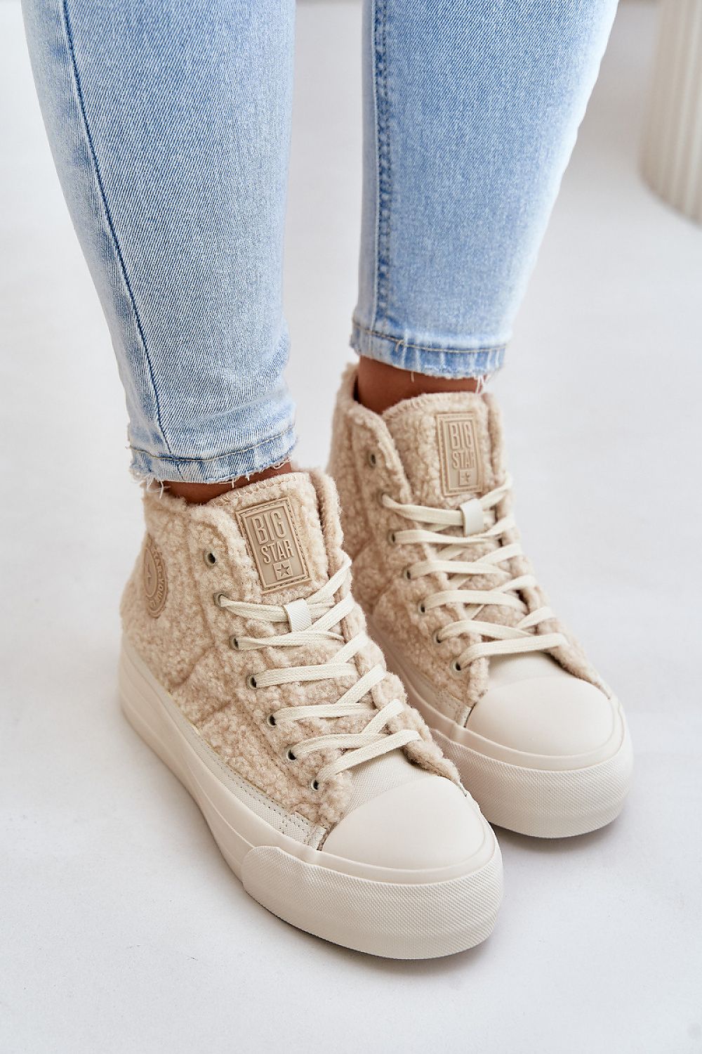 Tenişi model 201922 Step in style