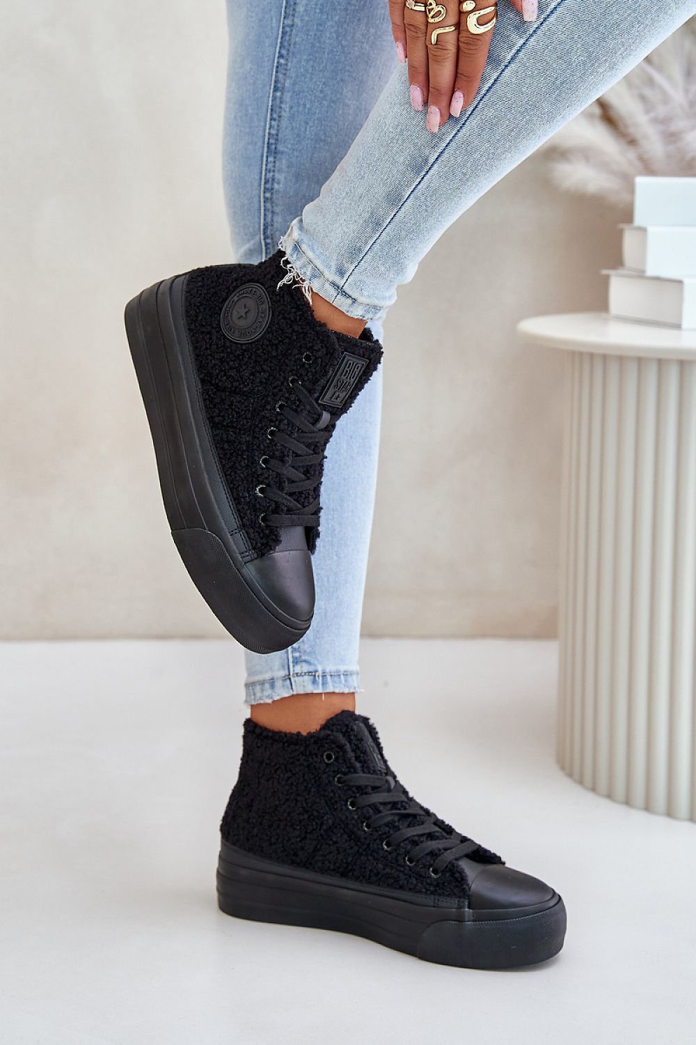 Tenişi model 201923 Step in style