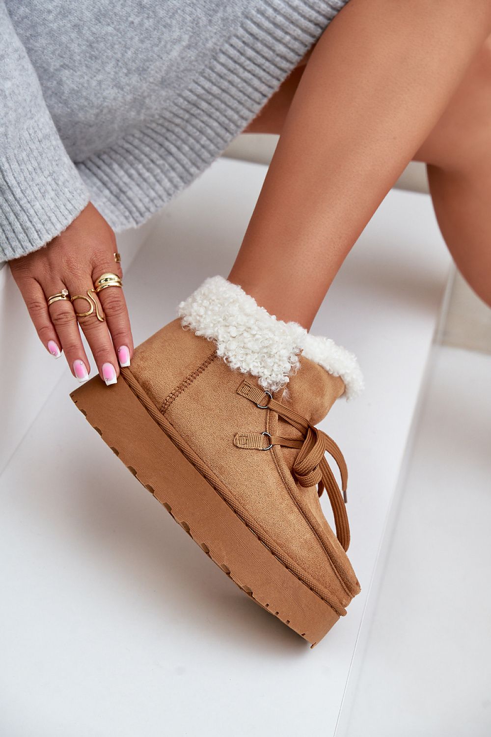 Moon boots model 203565 Step in style