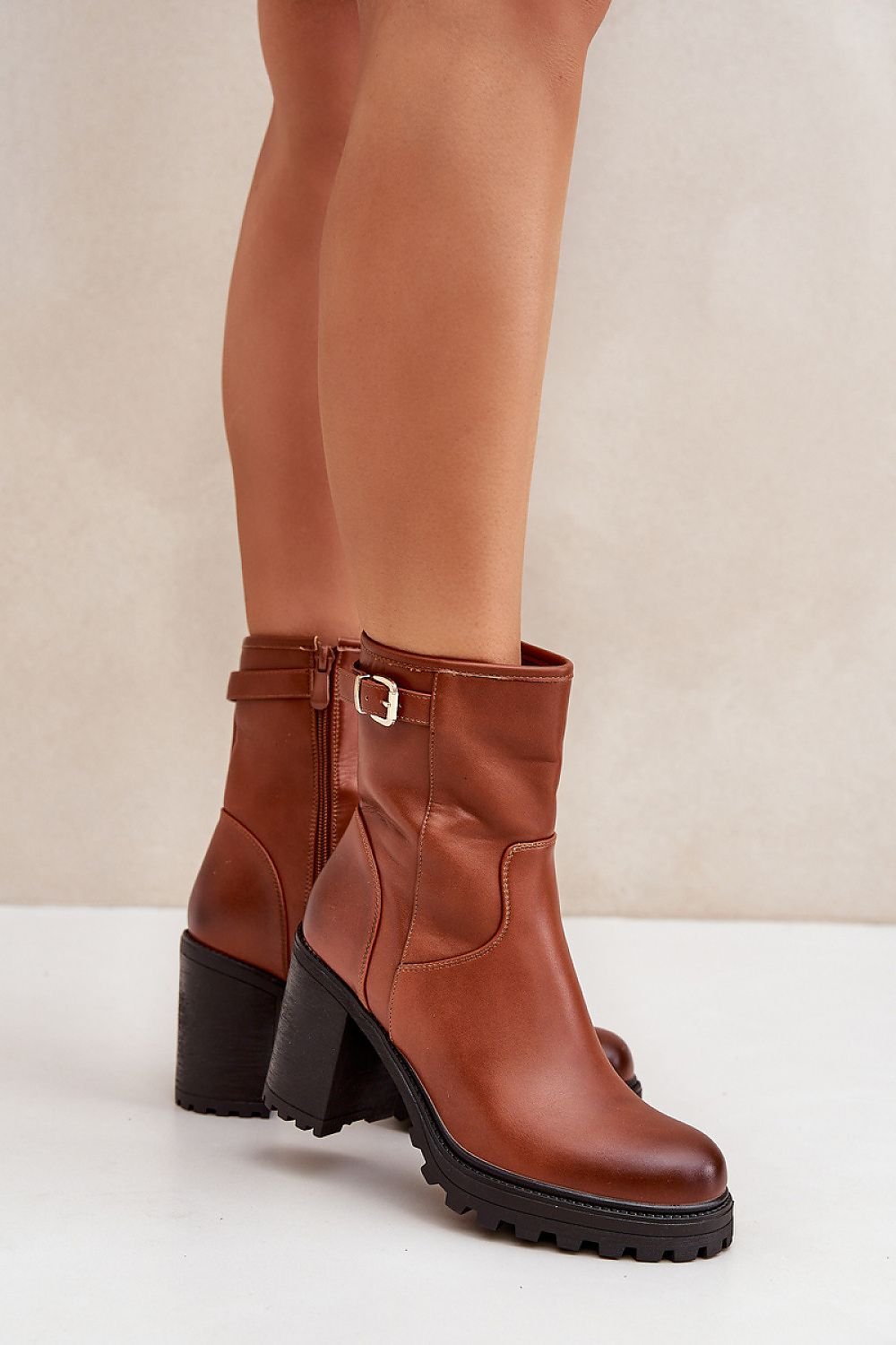 Botine cu toc model 204674 Step in style