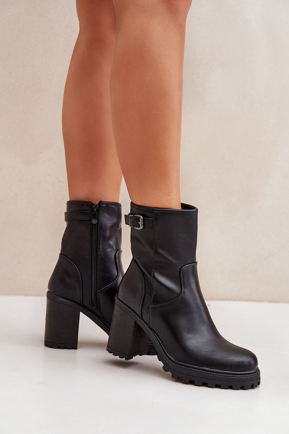 Botine cu toc model 204674 Step in style