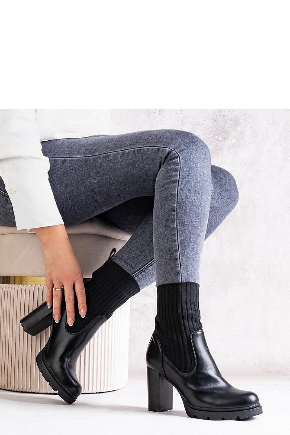 Botine cu toc model 205811 Solea