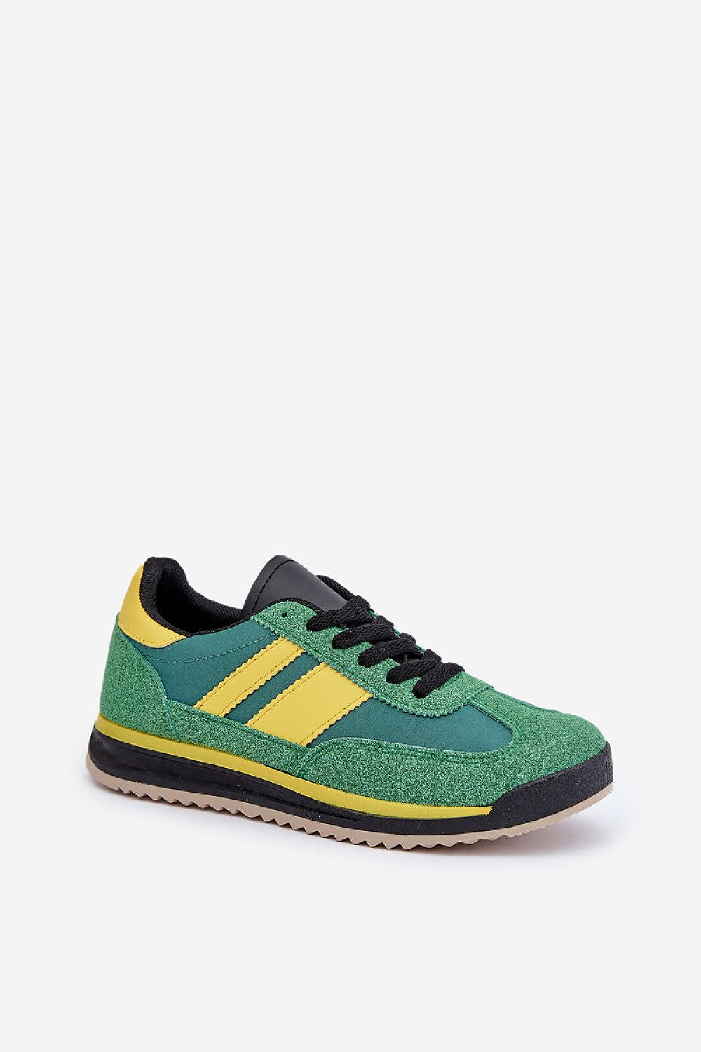 Tenişi model 205945 Step in style