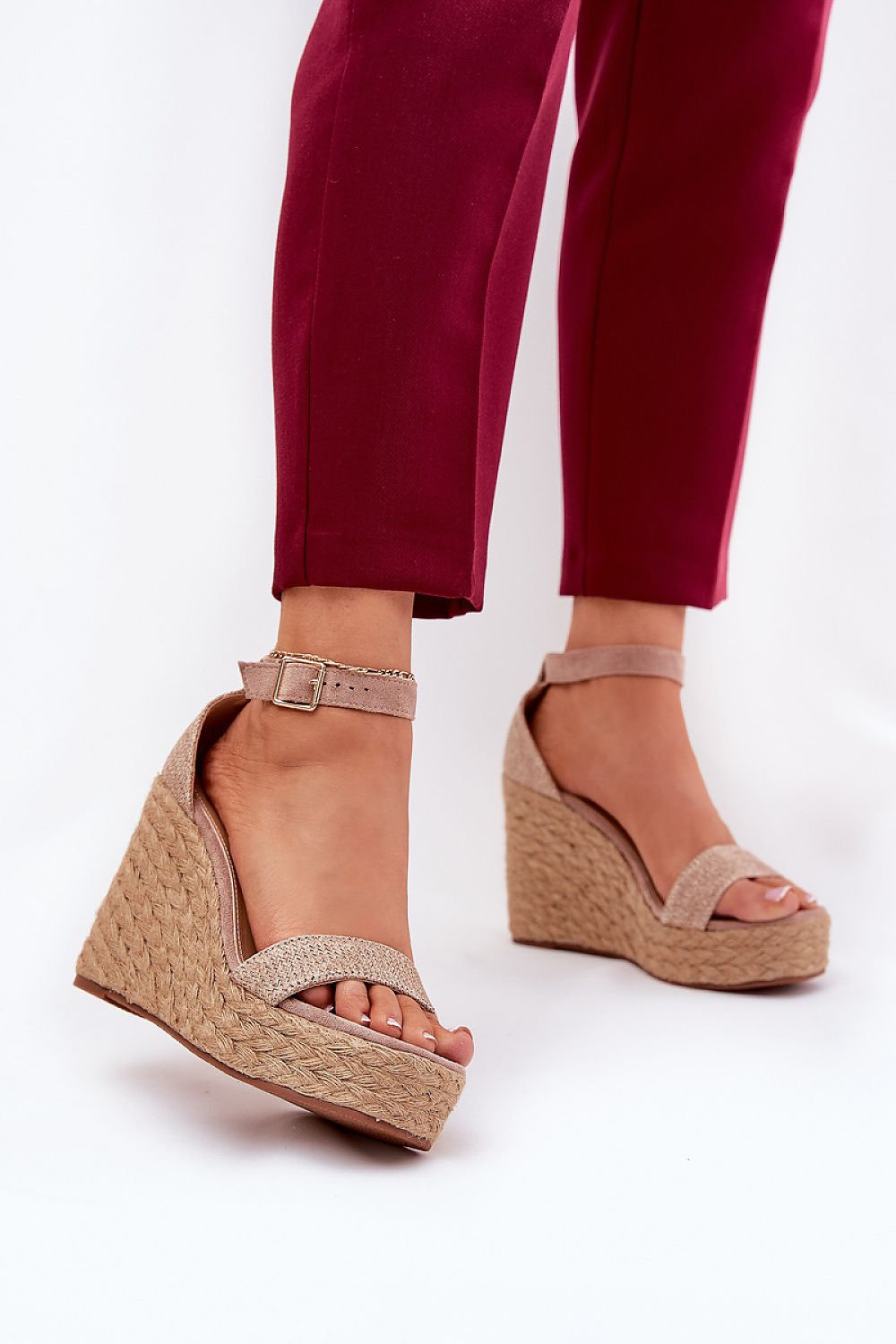 Sandale cu talpă tip pană model 209911 Step in style
