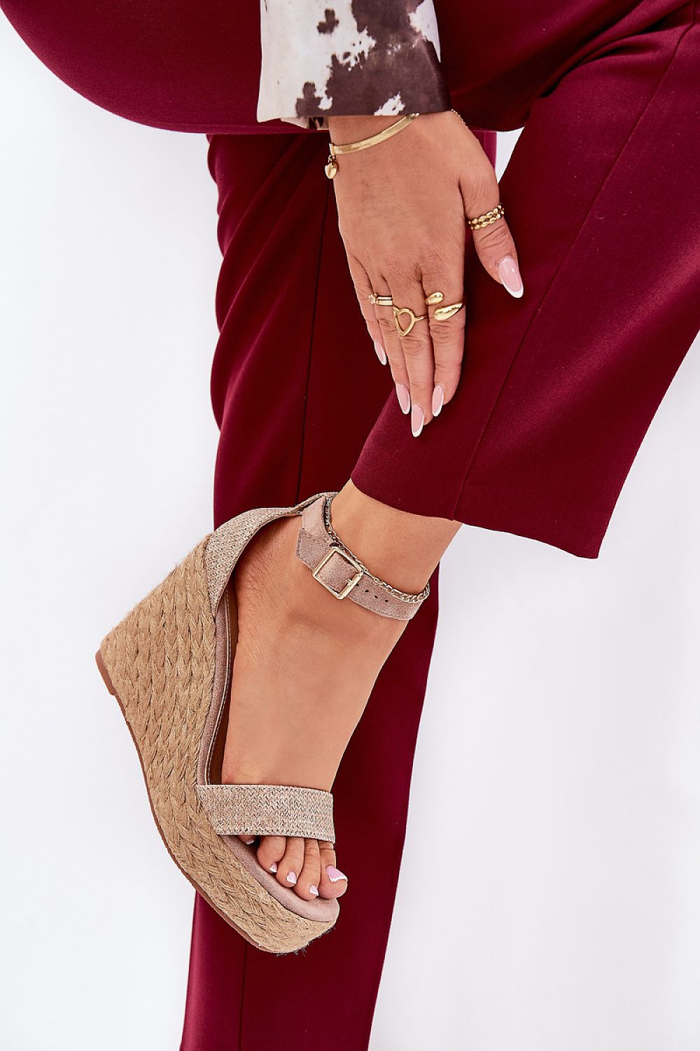 Sandale cu talpă tip pană model 209911 Step in style
