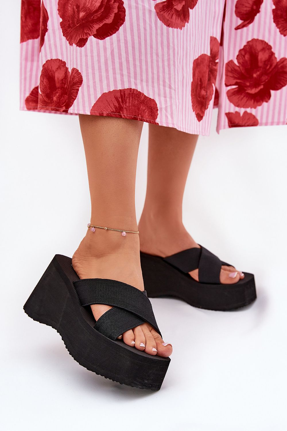 Şlapi model 210169 Step in style