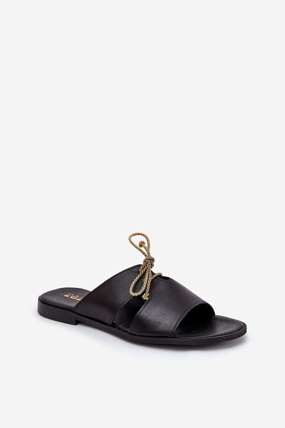 Şlapi model 210177 Step in style