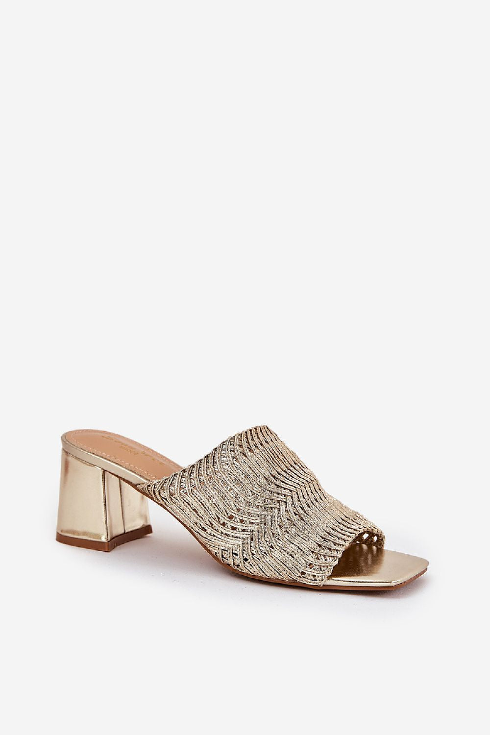 Şlapi model 210781 Step in style