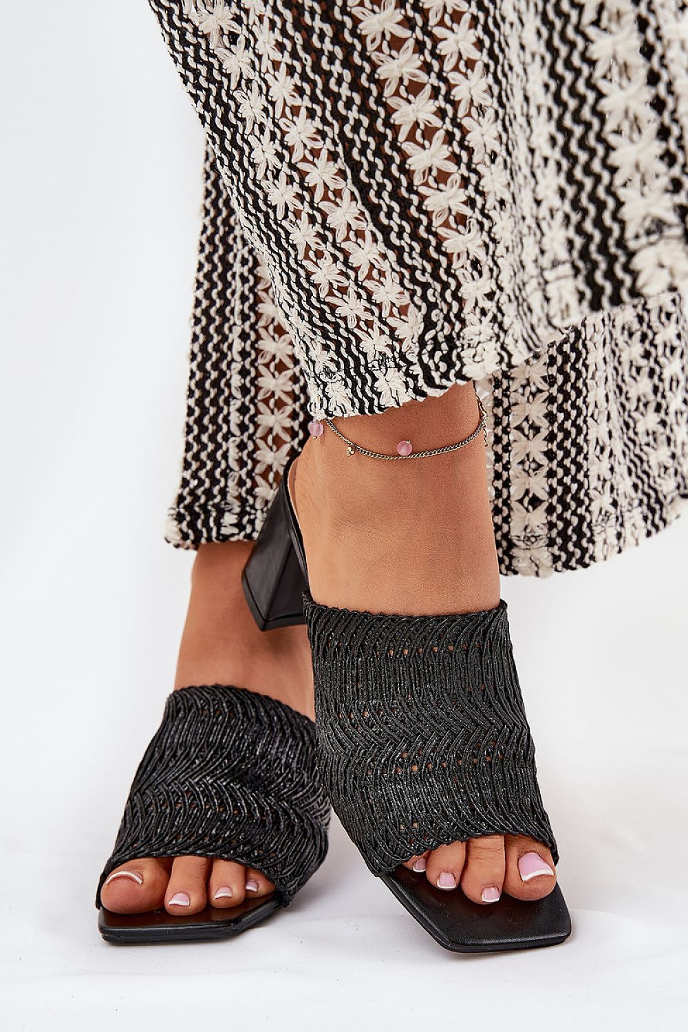 Şlapi model 210783 Step in style
