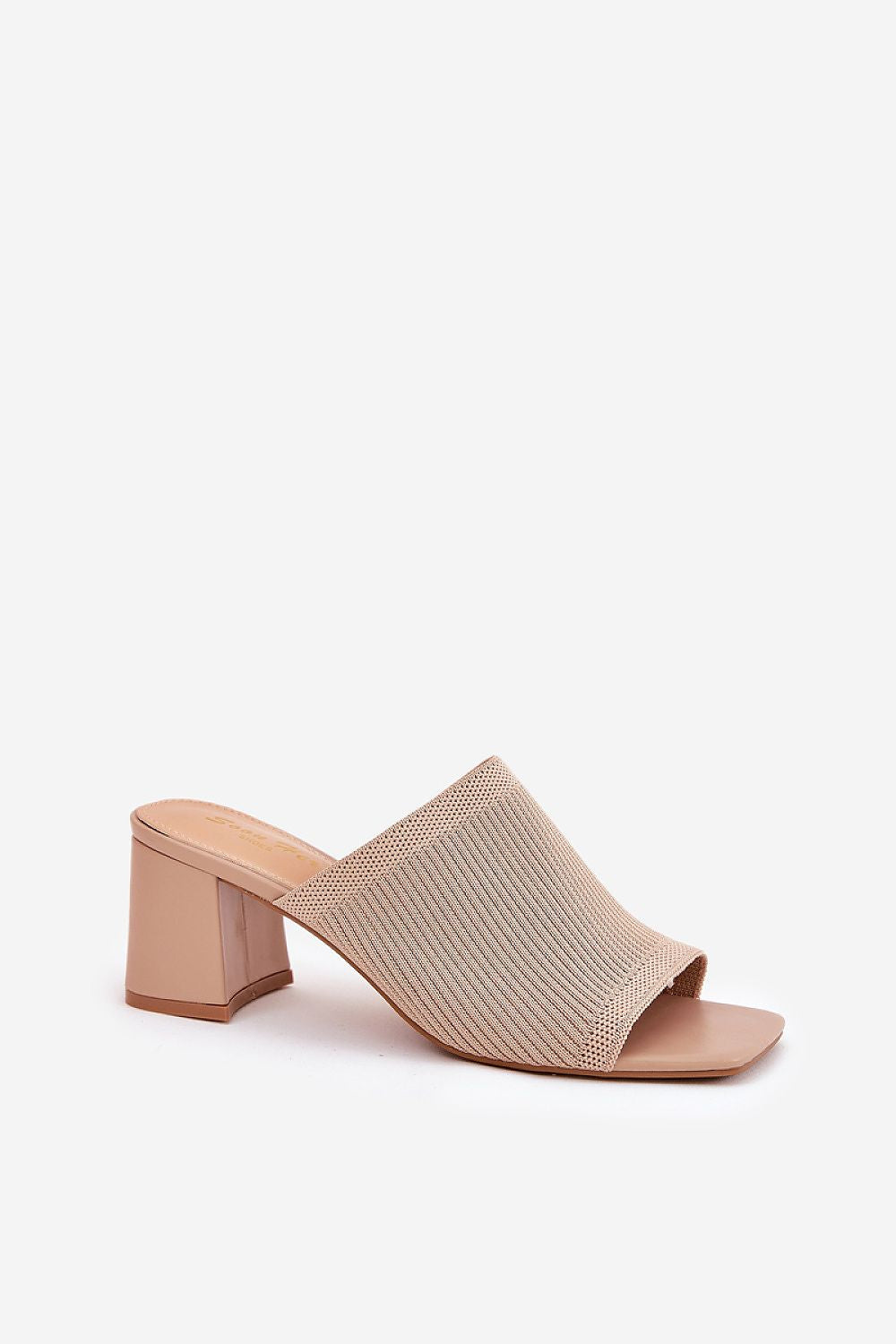 Şlapi model 211021 Step in style