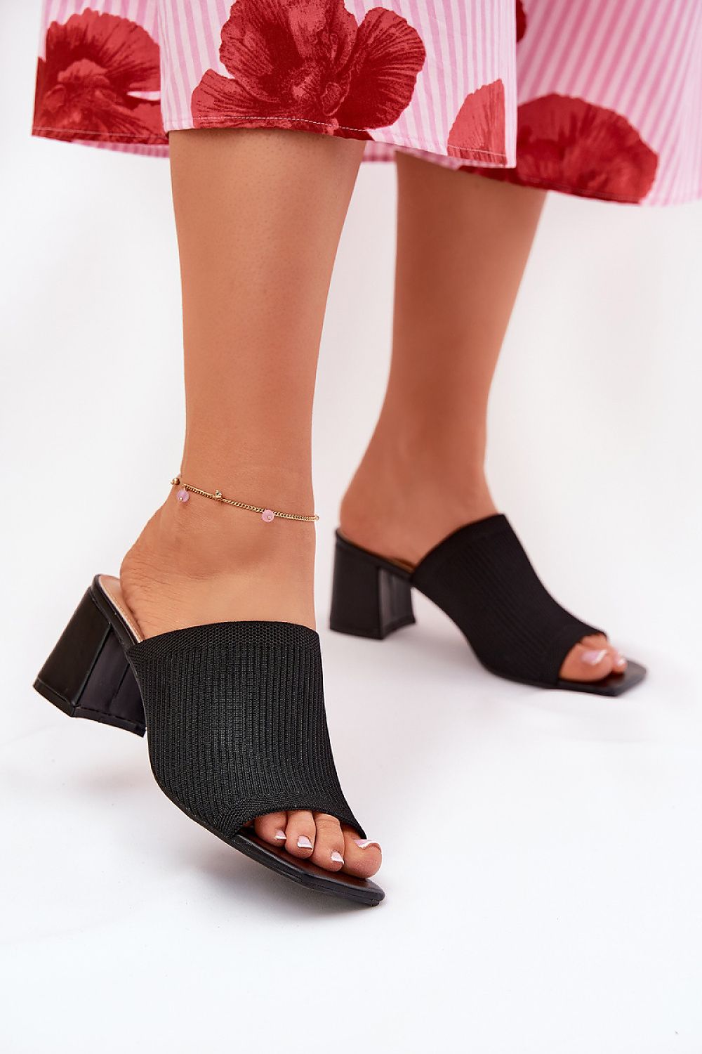 Şlapi model 211024 Step in style