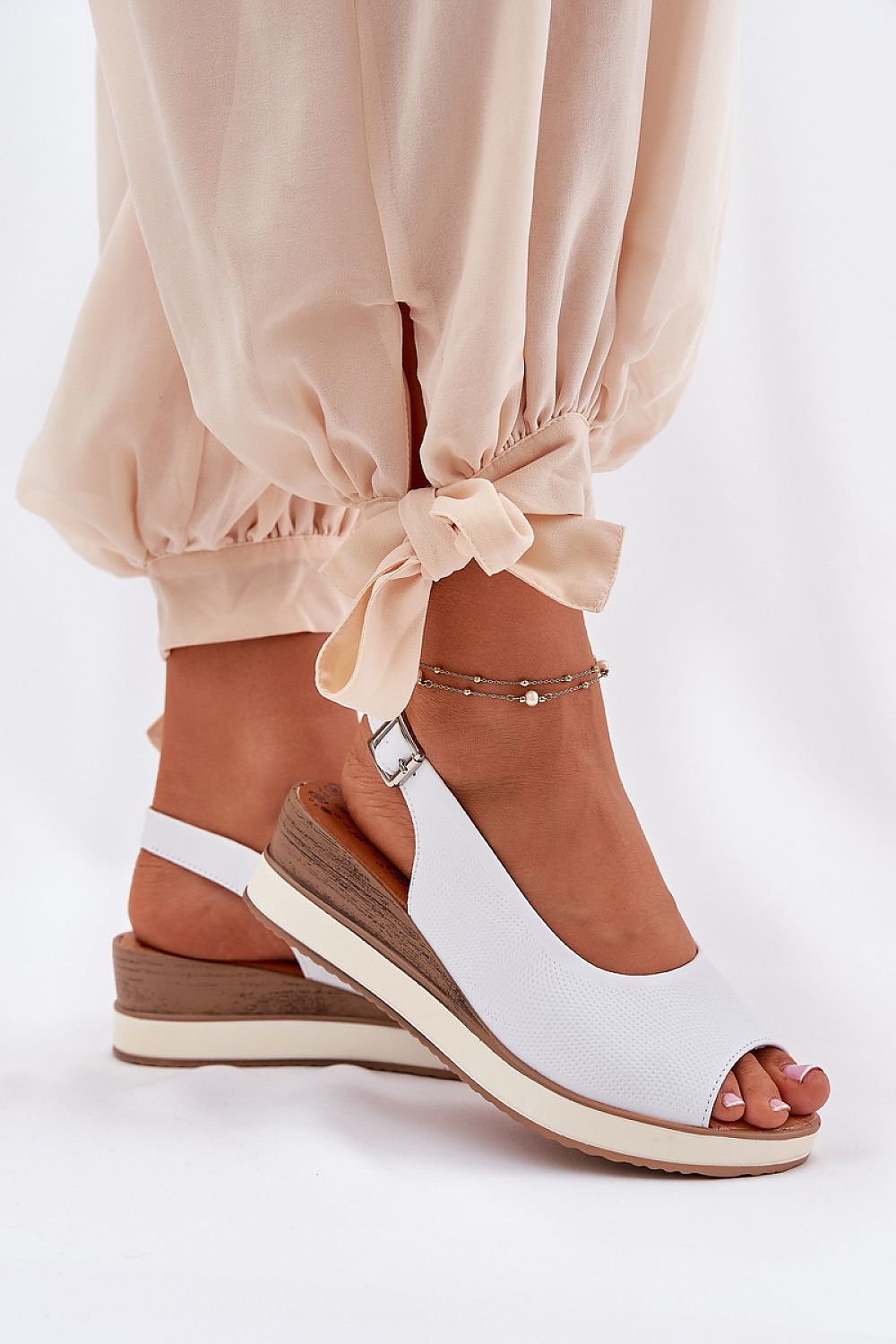 Sandale cu talpă tip pană model 212127 Step in style