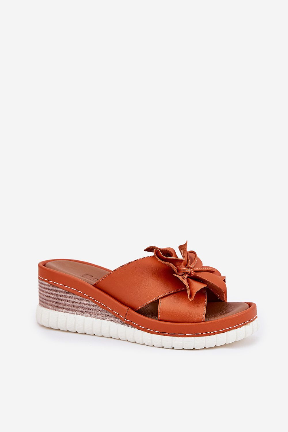 Şlapi model 212351 Step in style