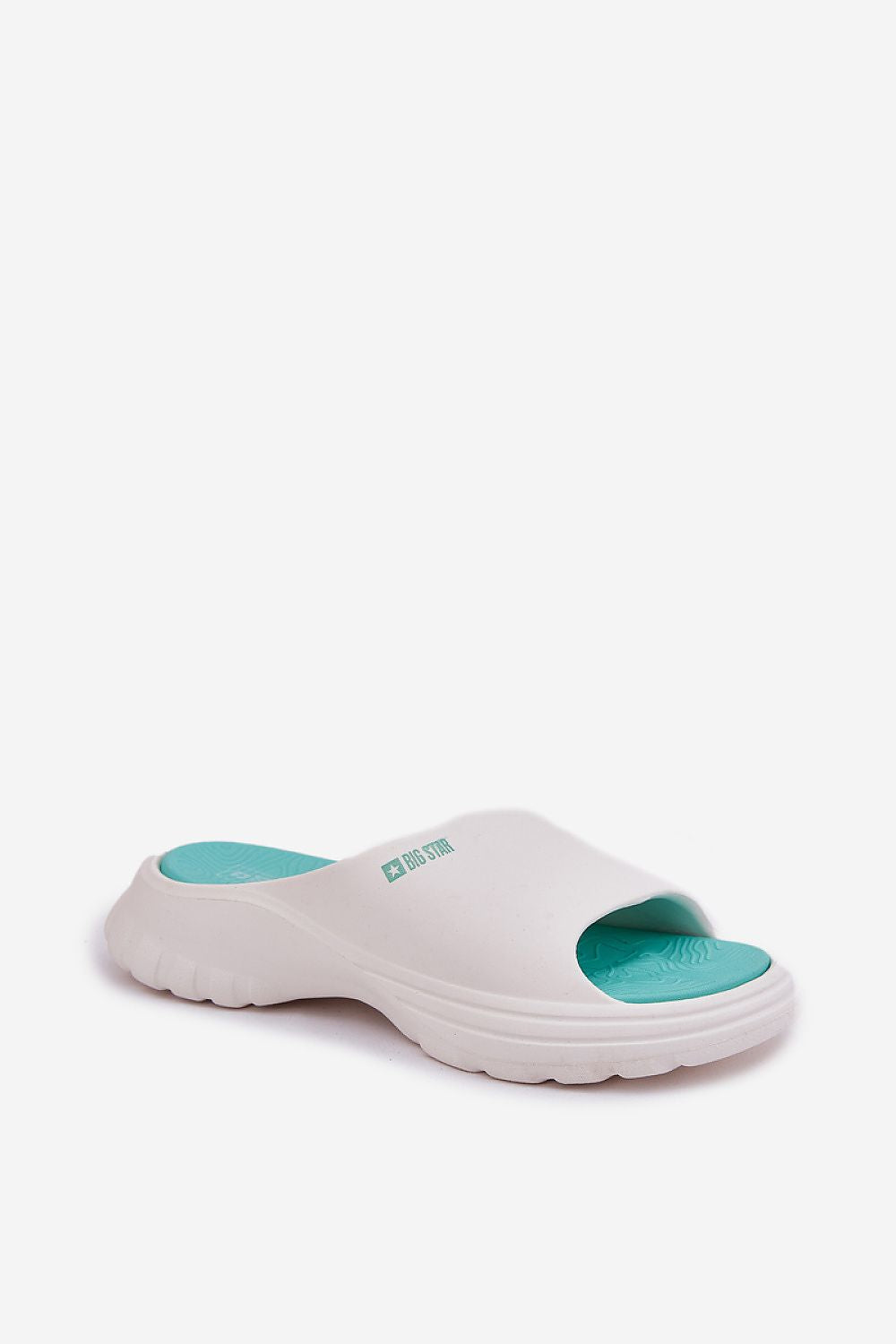 Şlapi model 212371 Step in style