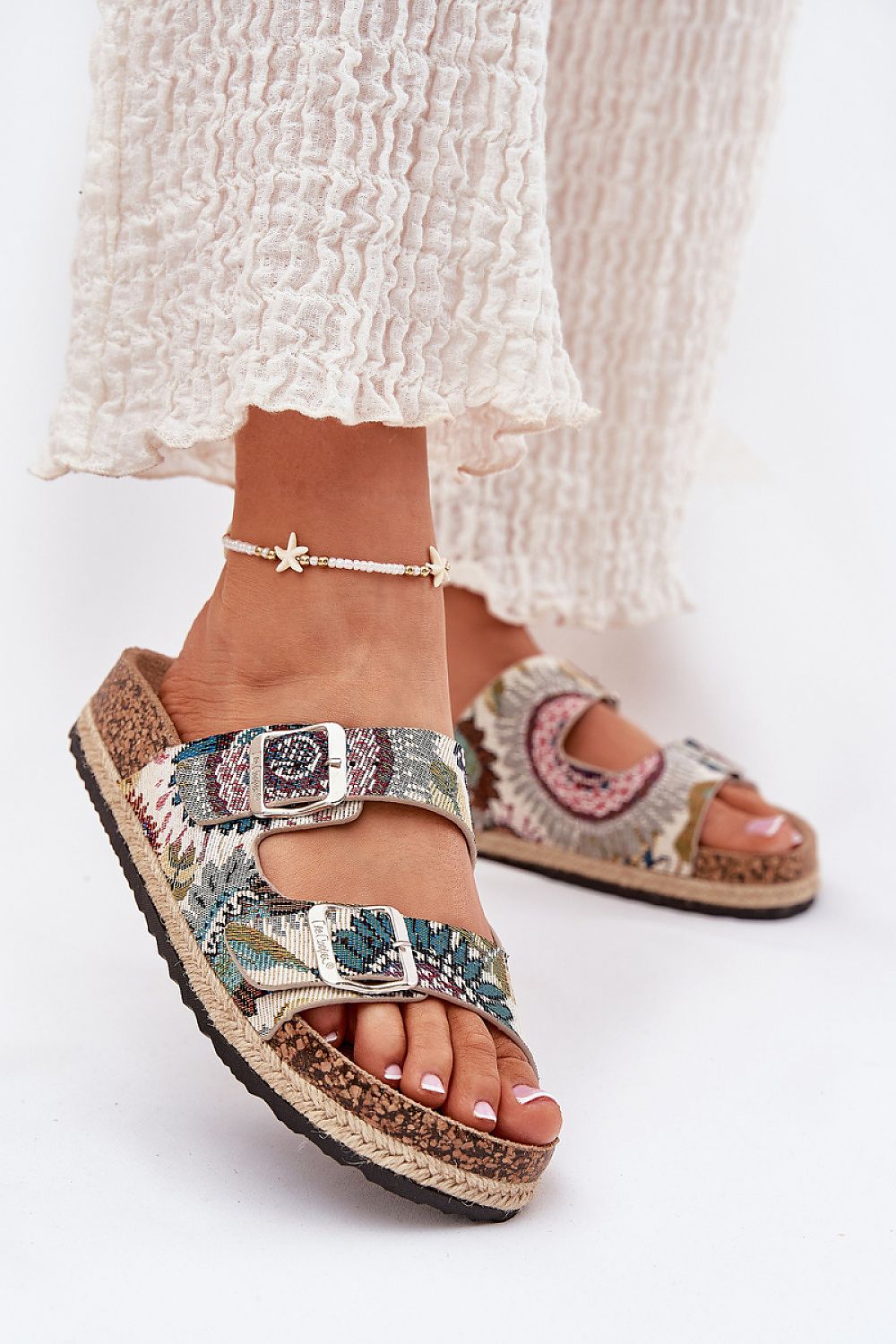 Şlapi model 212592 Step in style