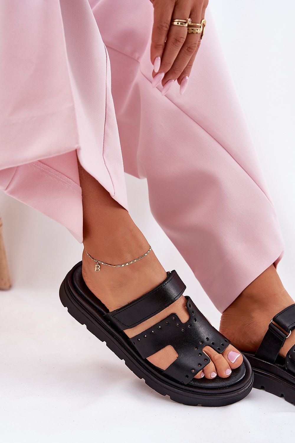 Şlapi model 212598 Step in style