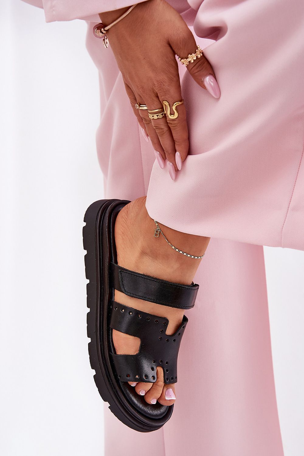 Şlapi model 212598 Step in style