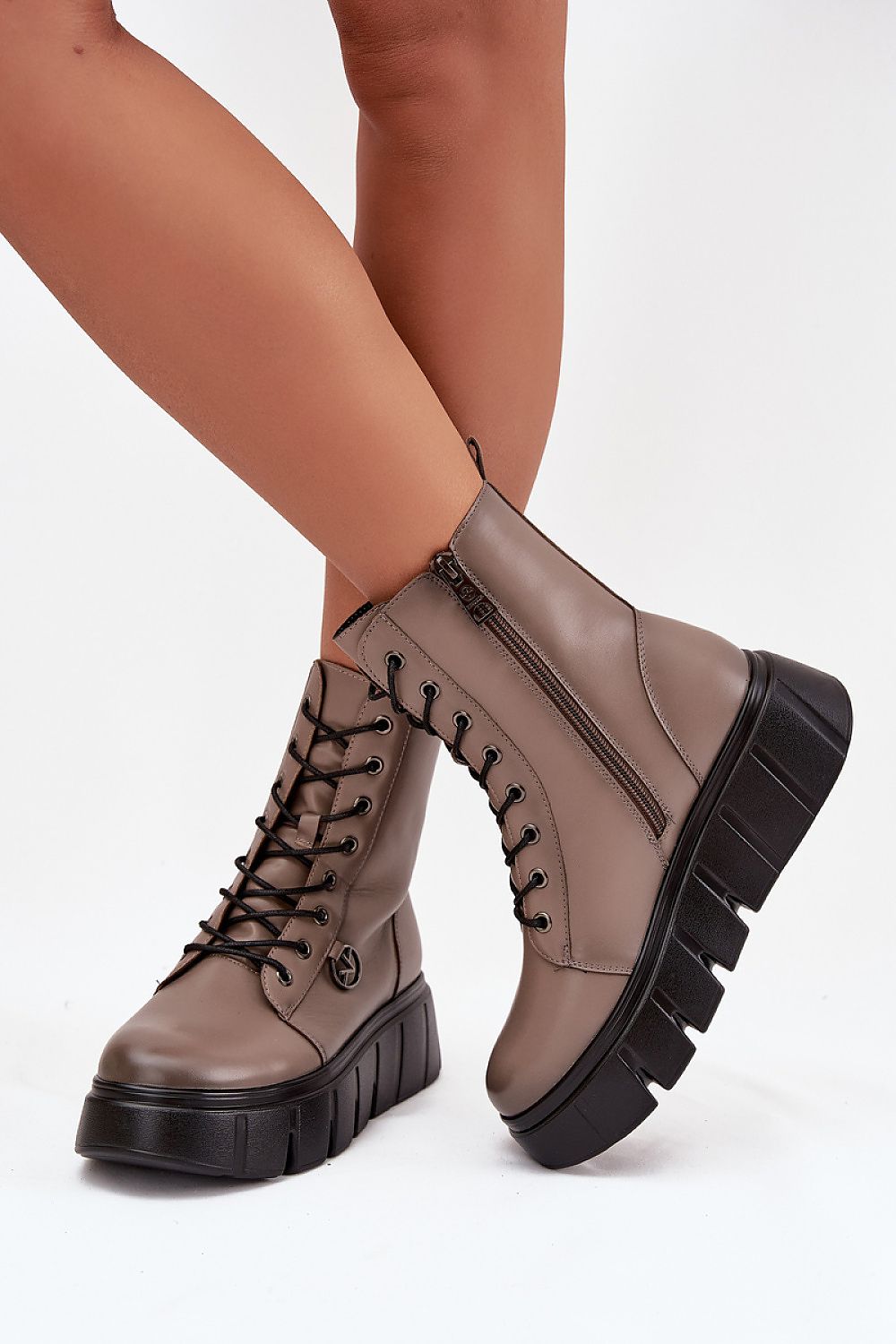 Ghete model 216829 Step in style