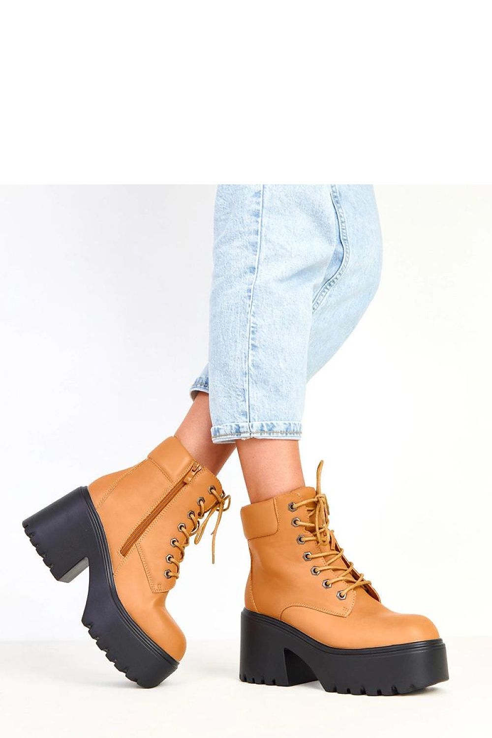 Botine cu toc model 217927 Solea