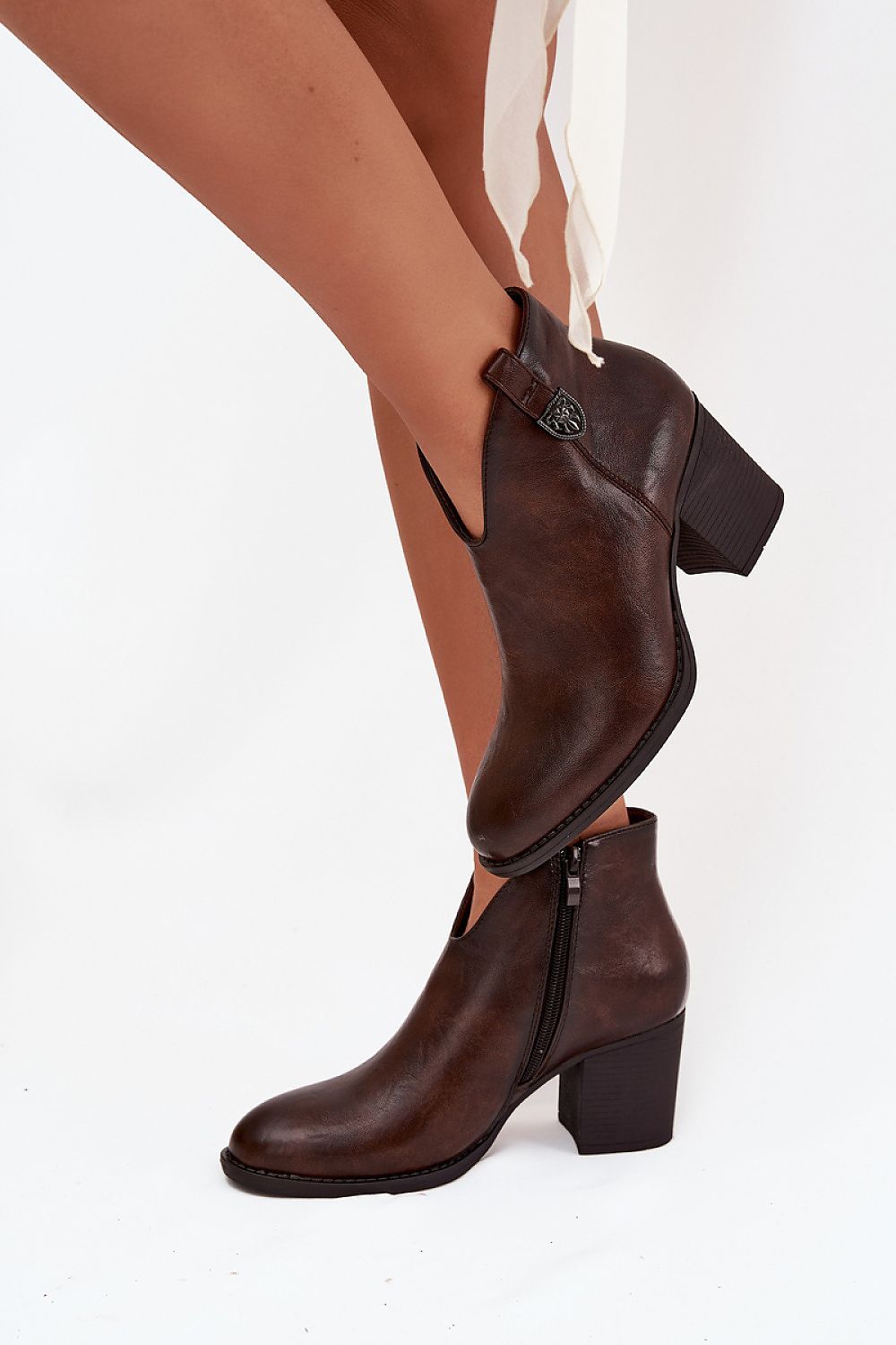 Botine cu toc model 218061 Step in style