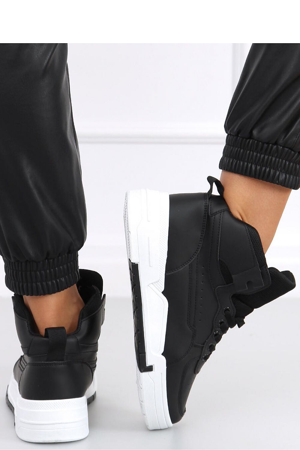 Pantofi de sport model 163310 Inello