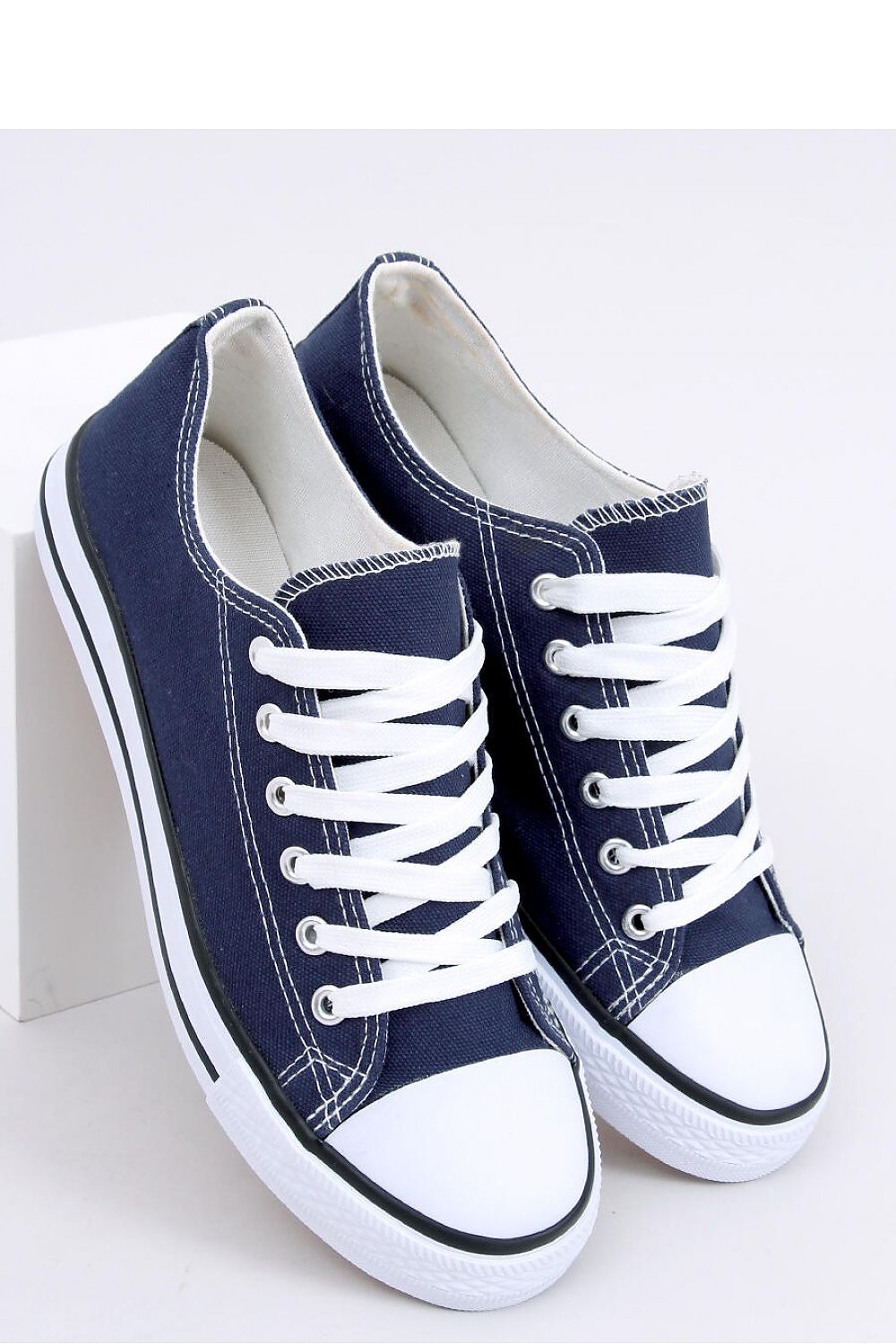 Tenişi model 170664 Inello