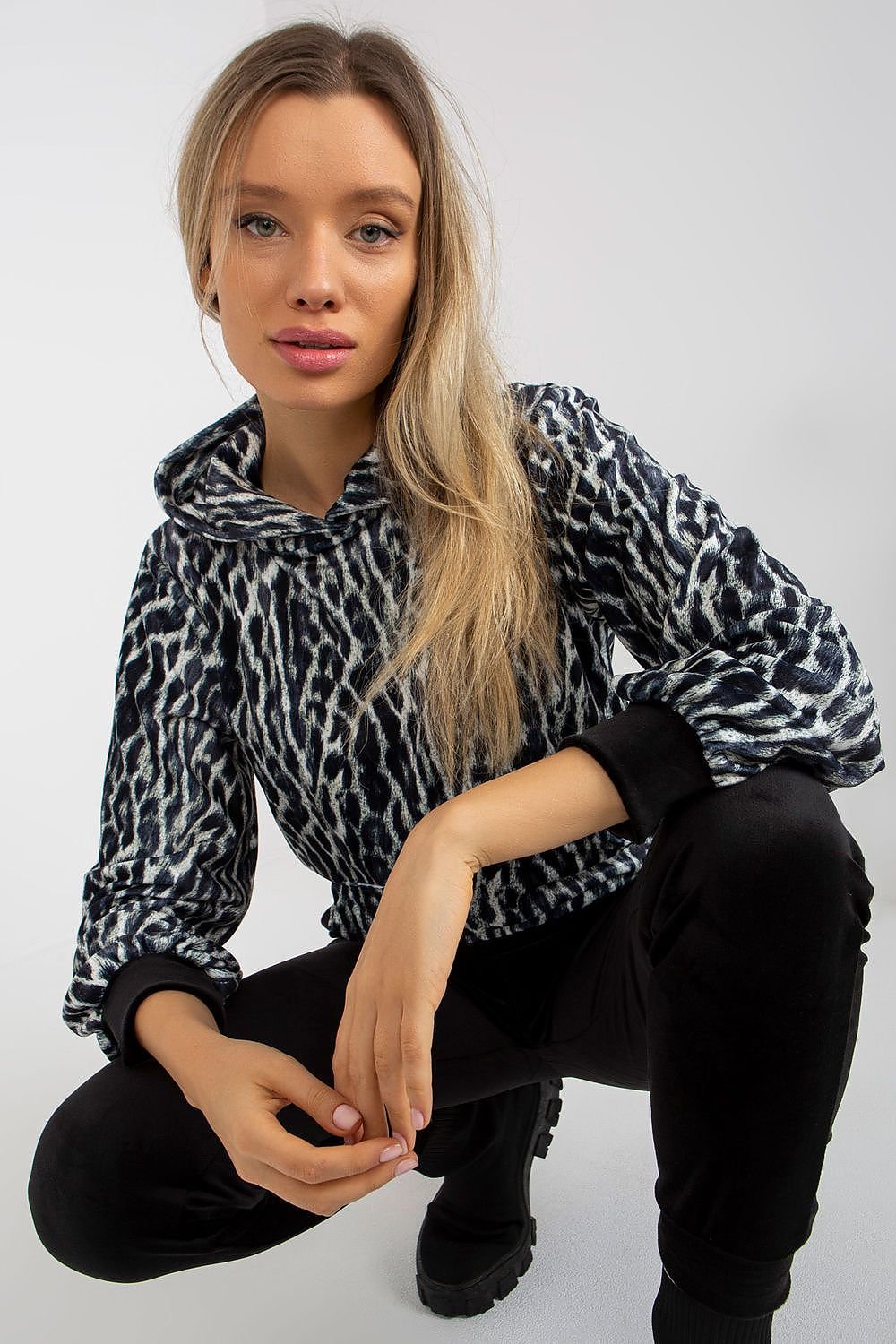 Completă model 173358 Rue Paris
