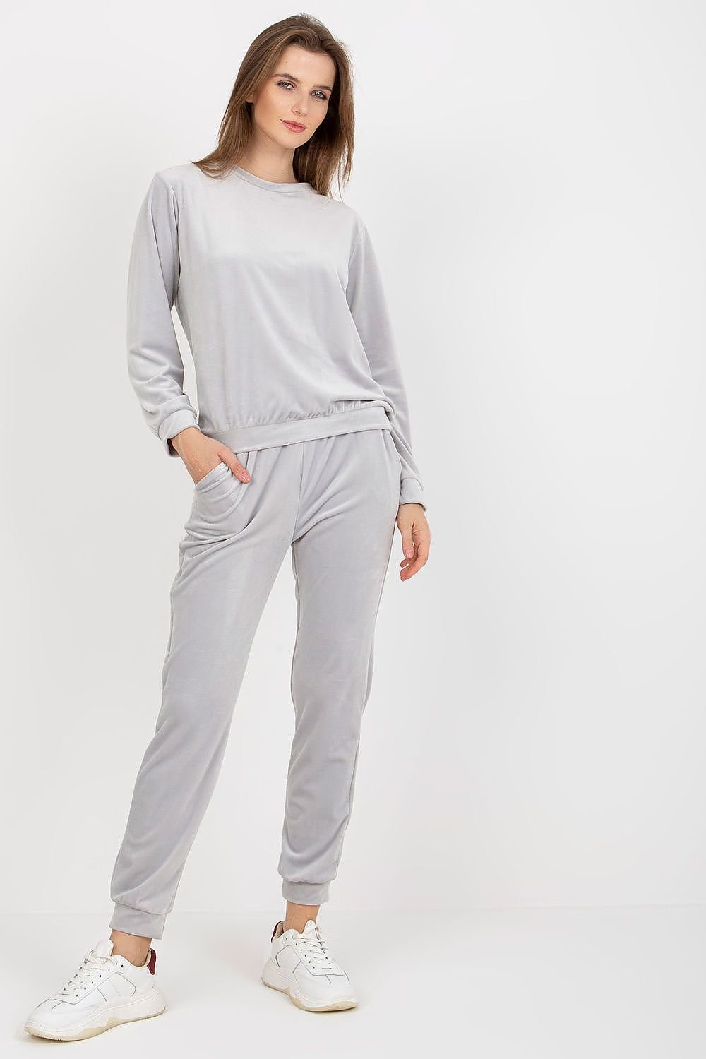 Completă model 177917 Rue Paris