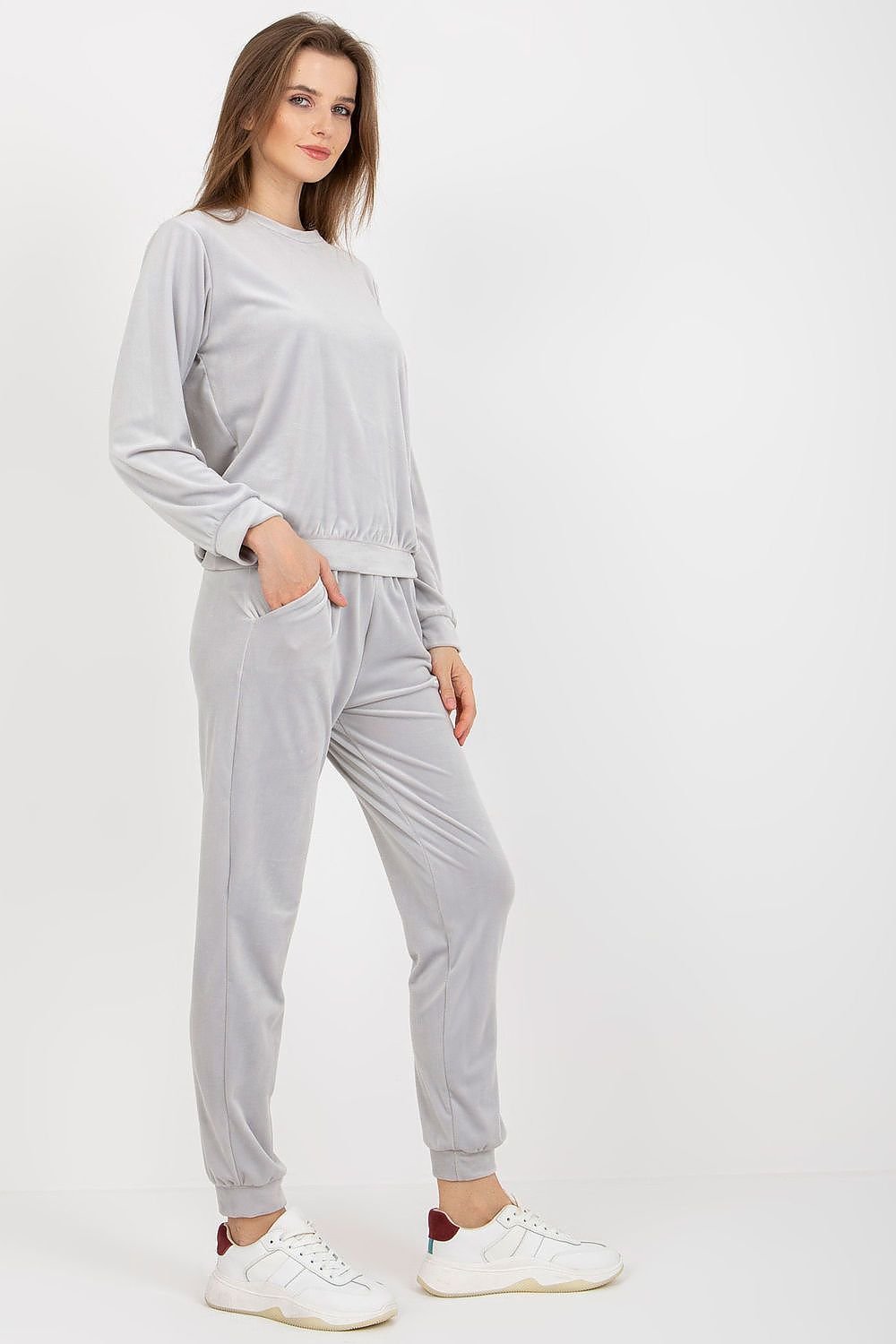 Completă model 177917 Rue Paris
