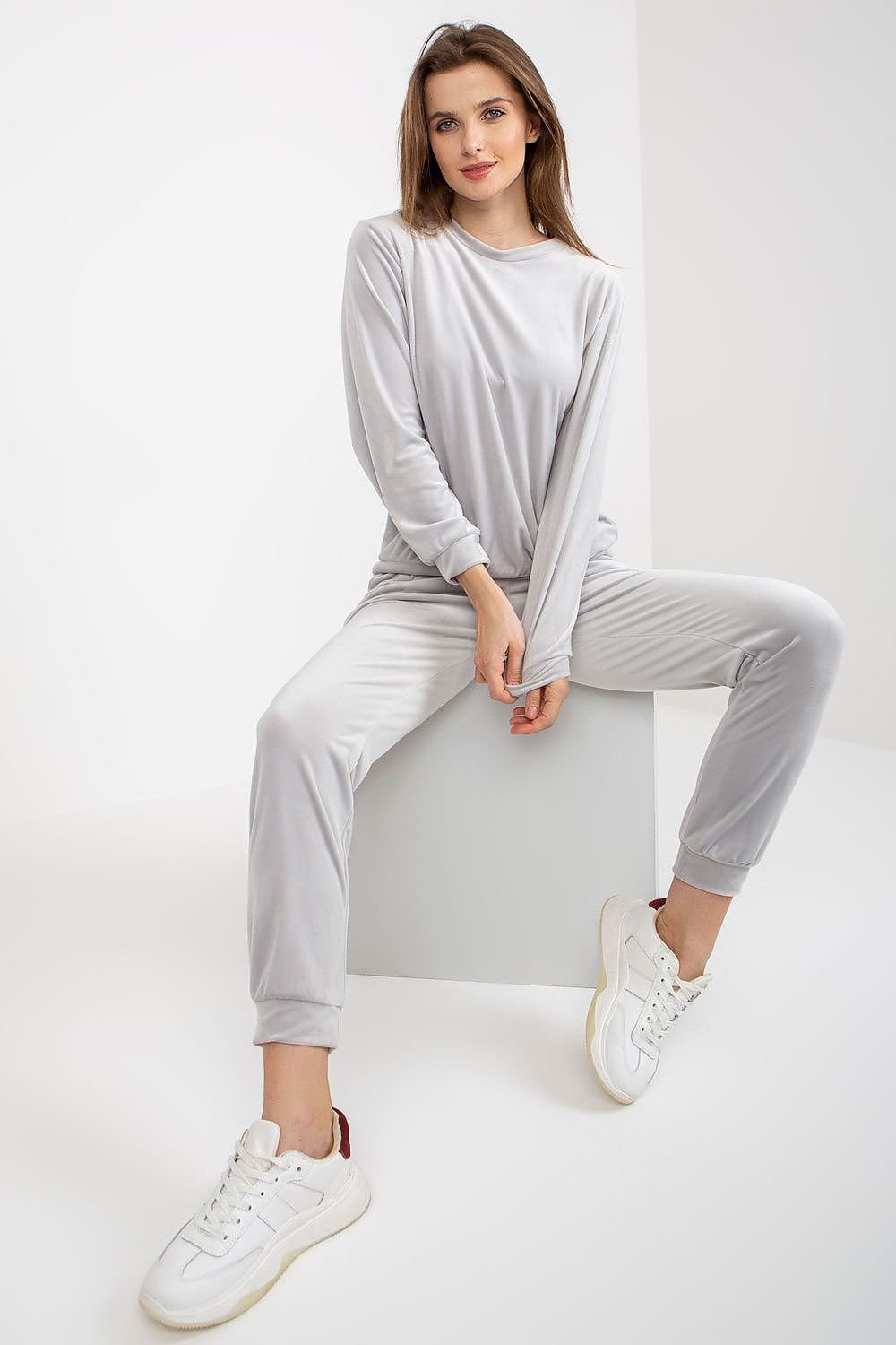 Completă model 177917 Rue Paris