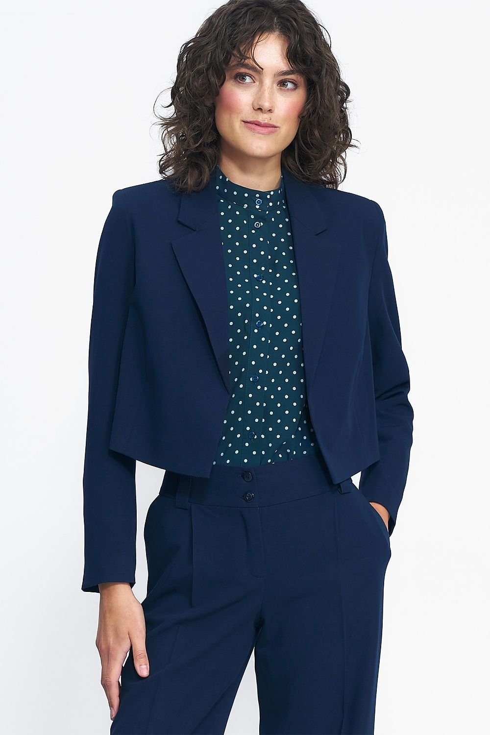 Sacou model 186117 Nife