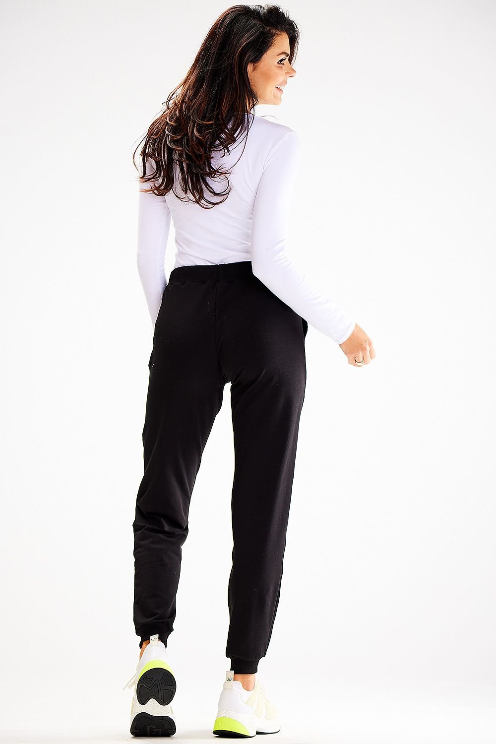 Pantaloni de trening model 187143 awama